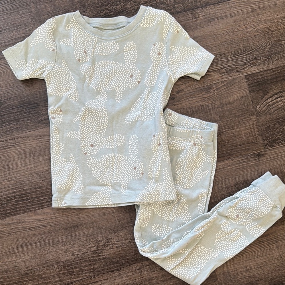 Kids Pajamas with Bunny Print
